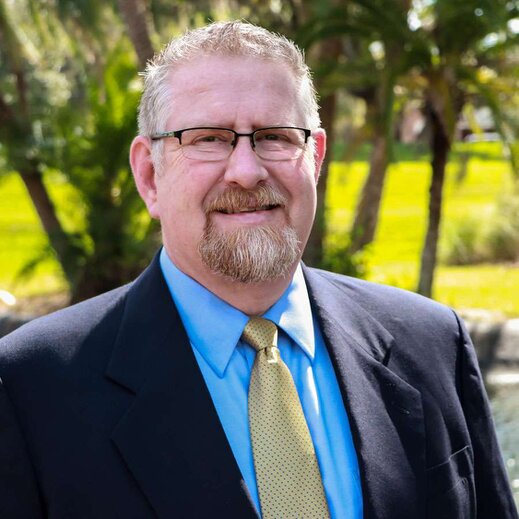 Matt Lowe MDiv, MSN, APRN, FNP-C, ONC